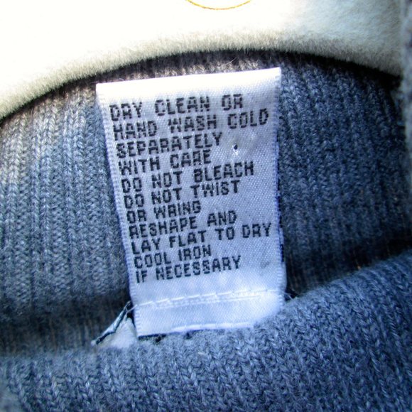 Like New Cache Silk Cashmere Sweater with Crystals - Picture 10 of 10